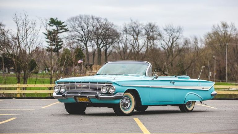 شيفروليه Impala SS Convertible  طراز Corvette Convertible