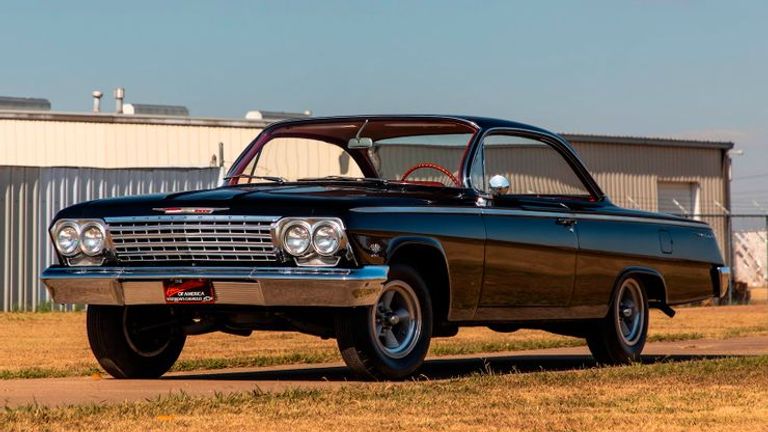 شيفروليه Bel Air Bubble Top   طراز Corvette Convertible