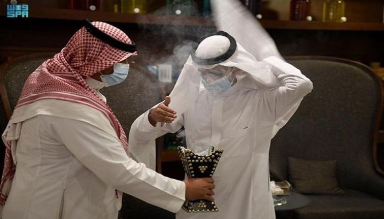 مبيعات البخور ودهن العود تسجل زيادة كبيرة في جدة مع قرب حلول عيد الفطر