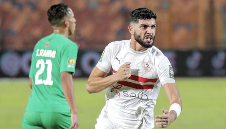 فرجاني ساسي لاعب خط وسط الزمالك