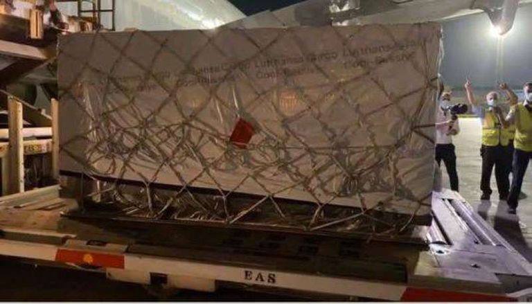 الدفعة الثانية من لقاح أسترازينيكا تصل مطار القاهرة