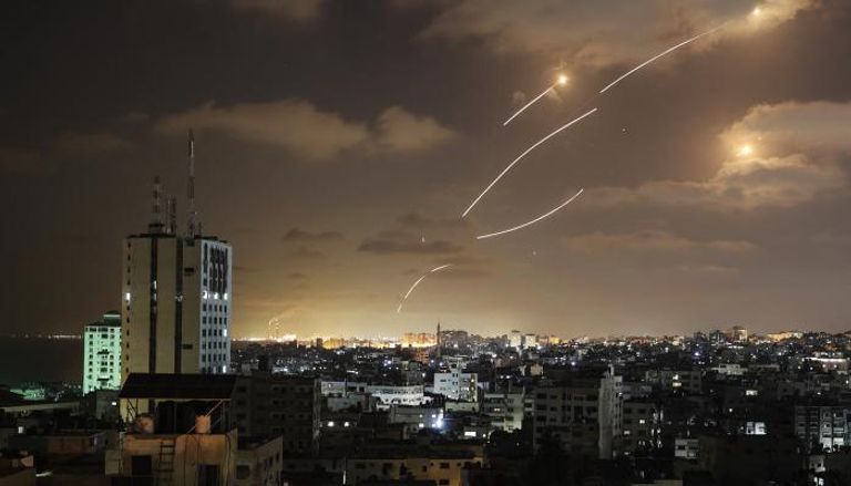 صواريخ فوق قطاع غزة