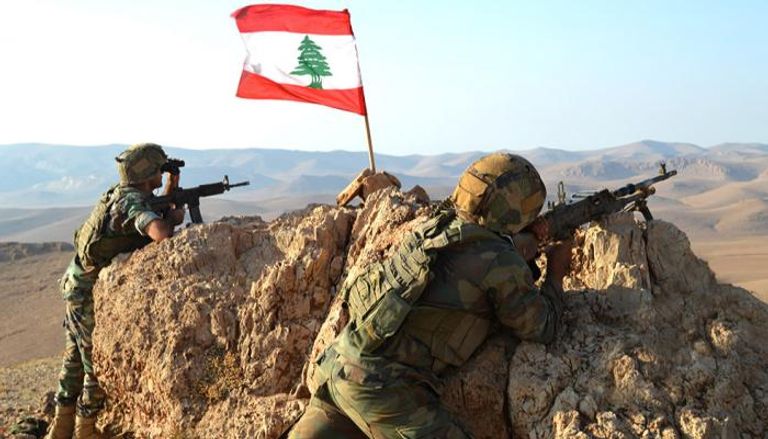 عناصر من الجيش  اللبناني 