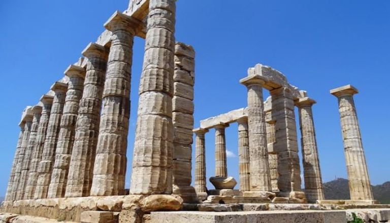 معبد بوسايدون الأثري قرب أثينا