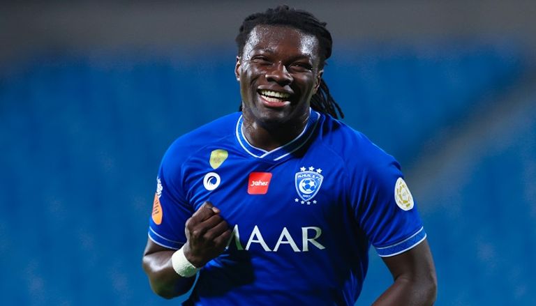 بافيتيمبي جوميز مهاجم الهلال هداف الدوري السعودي من مواجهة الهلال والباطن في الدوري السعودي