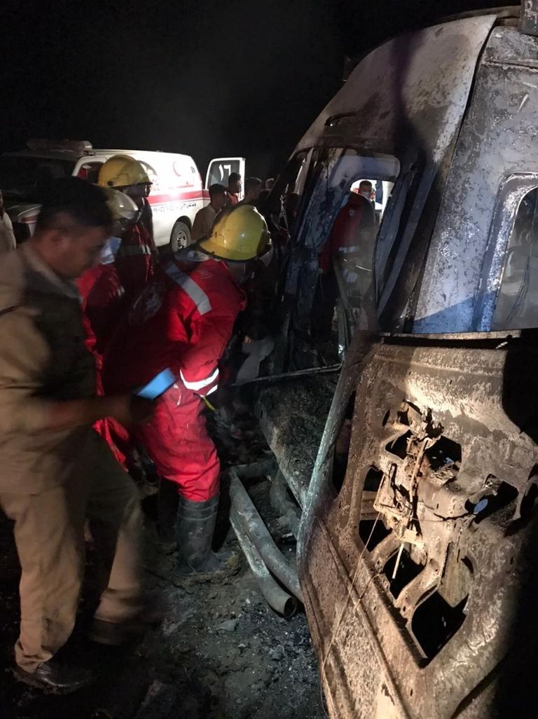 حطام سيارة إثر حادث مروري جنوب العراق