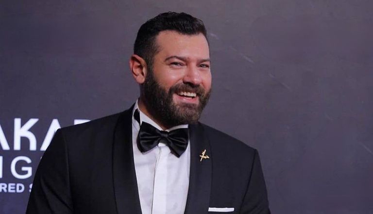 عمرو يوسف في أحد مشاهد المسلسل