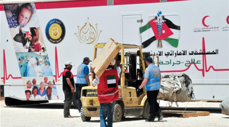 مساعدات سابقة للهلال الأحمر الإماراتي