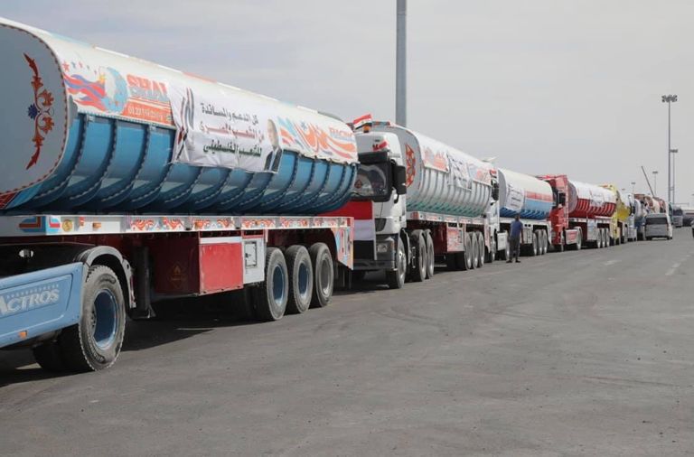 المساعدات المصرية تتوجه إلى معبر رفح