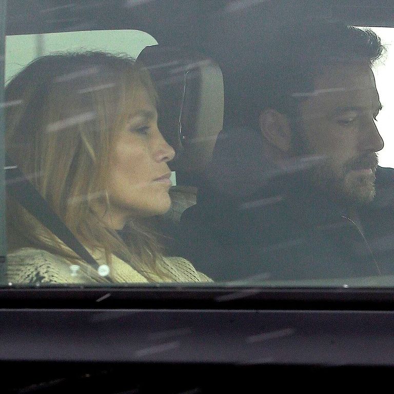 النجمان بن أفليك وجينيفر لوبيز