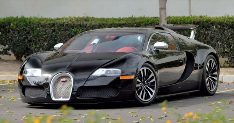 Bugatti Veyron شيفروليه كورفيت C3