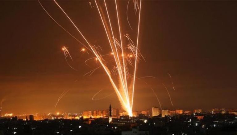 جانب من عمليات إطلاق الصواريخ من قطاع غزة