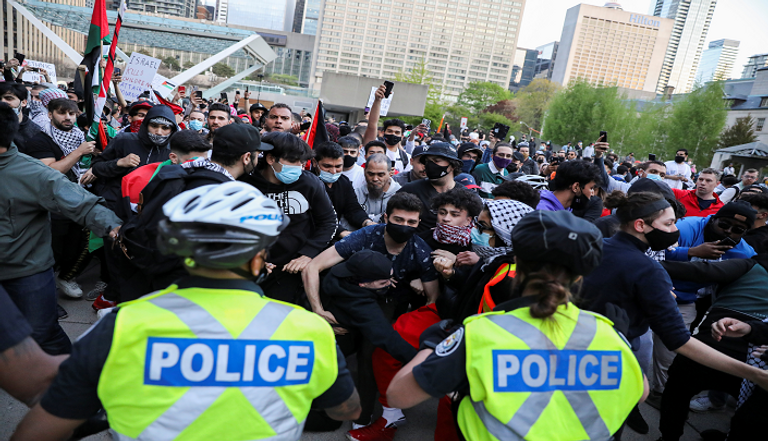 جانب من المظاهرات المؤيدة لفلسطين