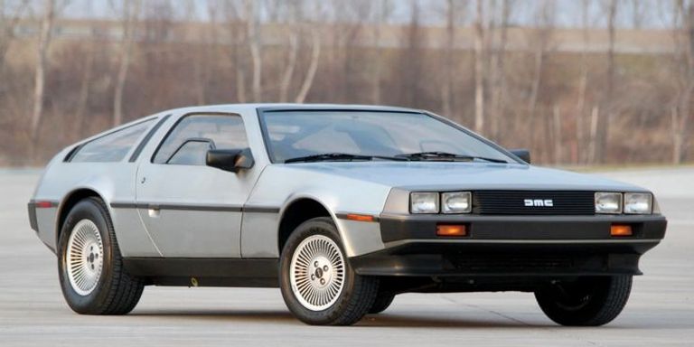 طراز DeLorean DMC-12 رينو Megane RS Trophy