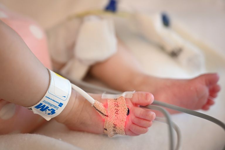 الطفلة نايارا 