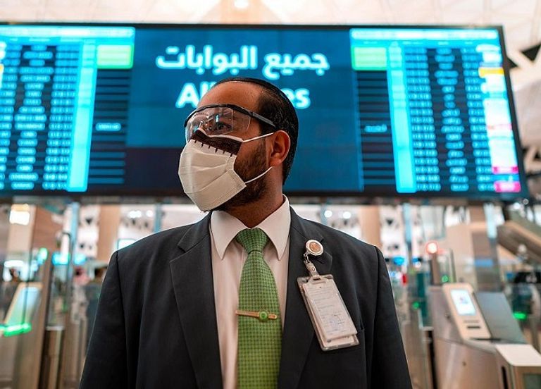 مطار الملك خالد الدولي بالرياض