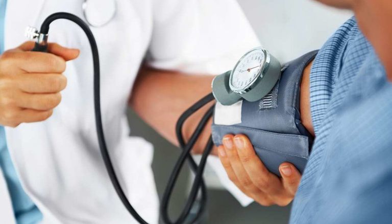 ارتفاع ضغط الدم مرض يعاني منه عشرات الملايين في مختلف أنحاء العالم