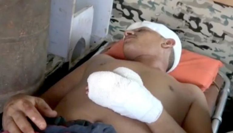 أحد ضحايا هجوم مليشيا الحوثي على سوق شعبي بالحديدة