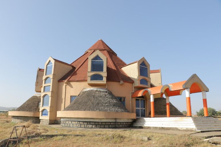 بوابة المتحف الثقافي لقومية سلطي 