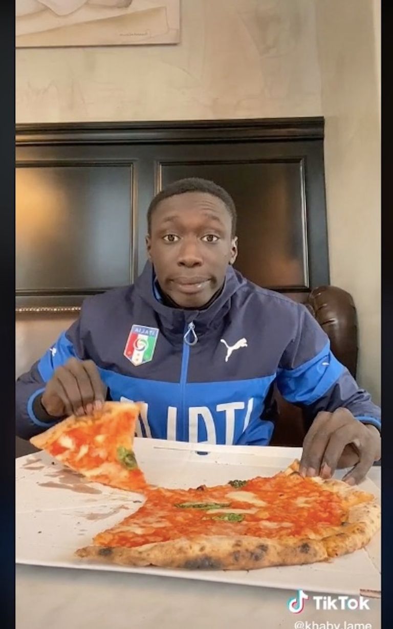 كابي ليم في أحد فيديوهاته الساخرة