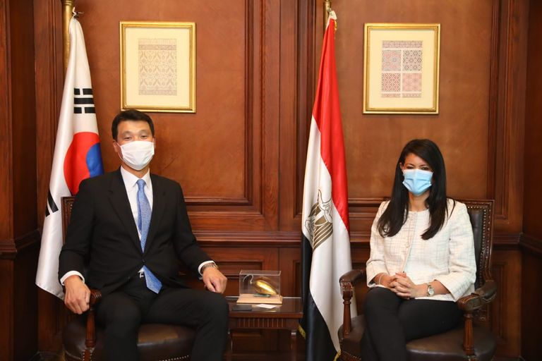 جانب من لقاء سفير كوريا الجنوبية بالقاهرة بوزيرة التعاون الدولي