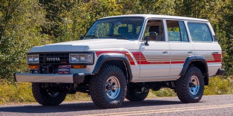 نسخة عام 1985 نسخة عام 1980 من طراز لاند كروزر