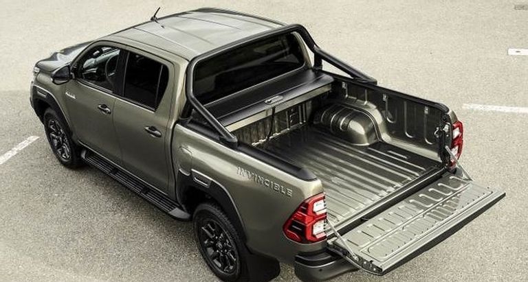  لاند روفر "ديفندر"