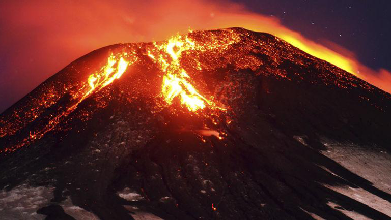 ثوران بركان