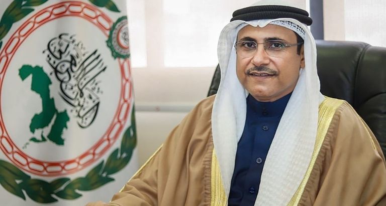 رئيس البرلمان العربي خلال استقباله ضرار بالهول الفلاسي وهناء لوتاه