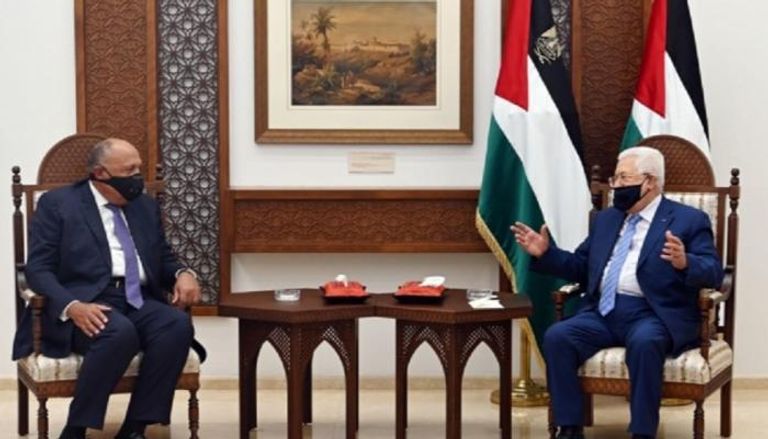 الرئيس الفلسطيني ووزير الخارجية المصري-أرشيفية