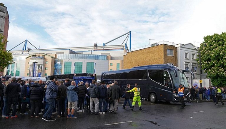 حافلة تشيلسي قبل موقعة أستون فيلا