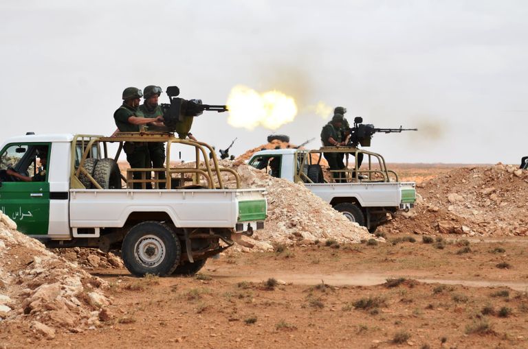 مناورات رعد للجيش الجزائري