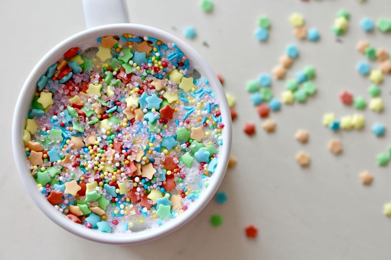 كوب من حليب "يونيكورن"