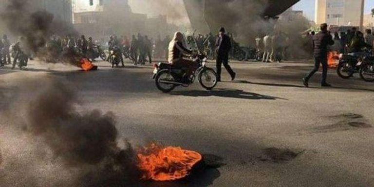 جانب من الاحتجاجات في إيران - أرشيفية