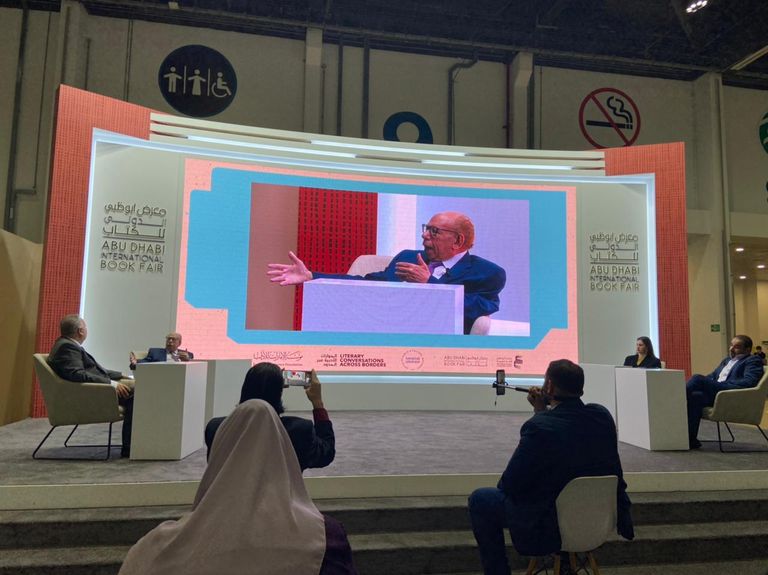 الناقد الأدبي صلاح فضل