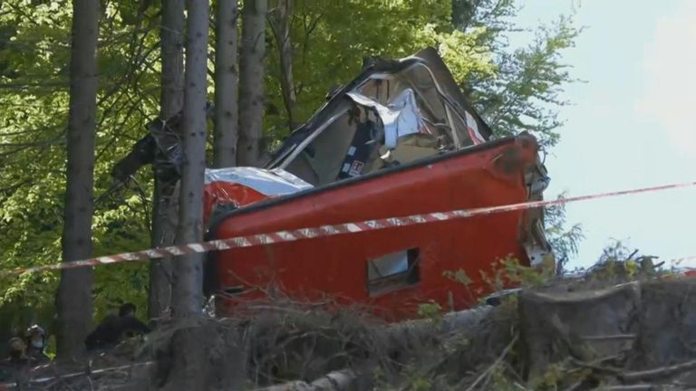 حادث التلفريك في إيطاليا