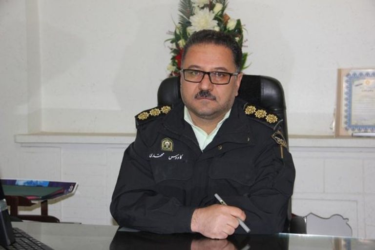 صورتان من الفيديو المتداول على تويتر