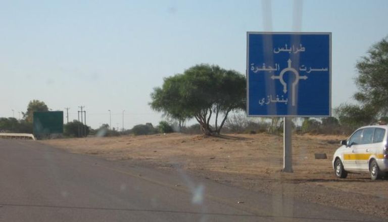 الطريق الساحلي بين سرت ومصراتة - أرشيفية