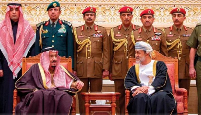 لقاء سابق بين العاهل السعودي وسلطان عمان