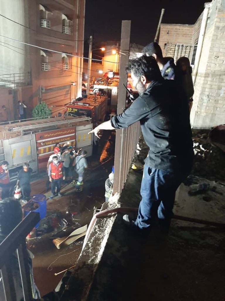 جانب من الحريق