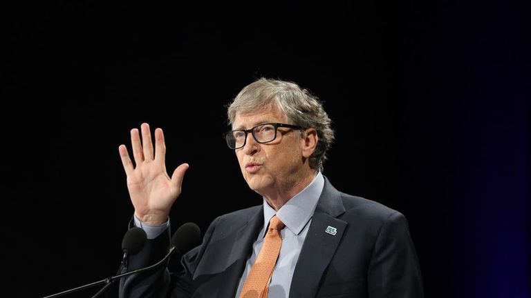 9 رجال وسيدة يملكون ثروات تفوق ناتج دول.. تعرف عليهم