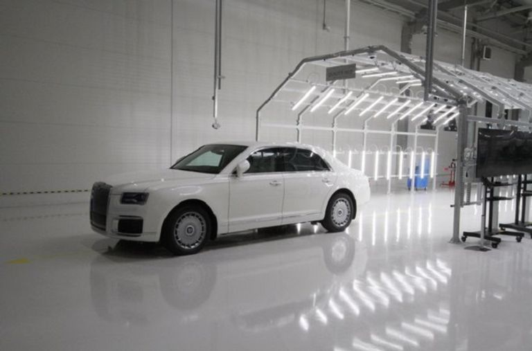 سيارات "آوروس" الروسية الفاخرة سيارة