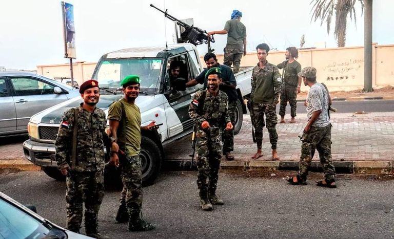 مجموعة من جنود الحزام الأمني دورية أمنية في عدن - أرشيفية