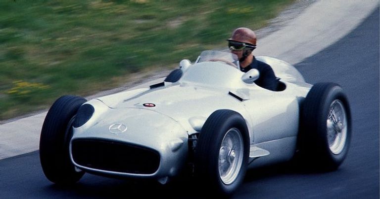 طراز Mercedes-Benz W196 طراز Aston Martin DB4 GT Zagato