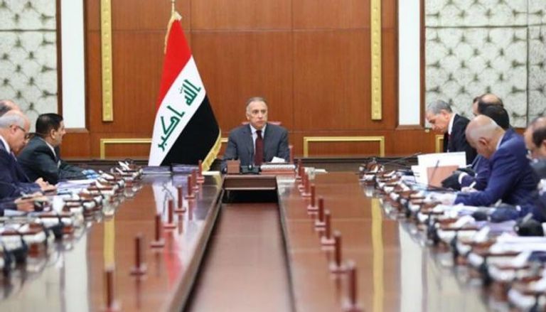 الكاظمي خلال جلسة سابقة لمجلس الوزراء العراقي