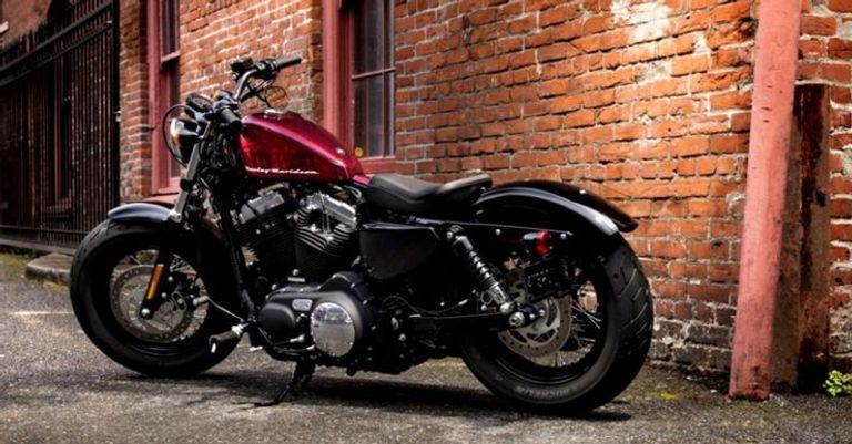 دراجة The Royal Enfield Bullet