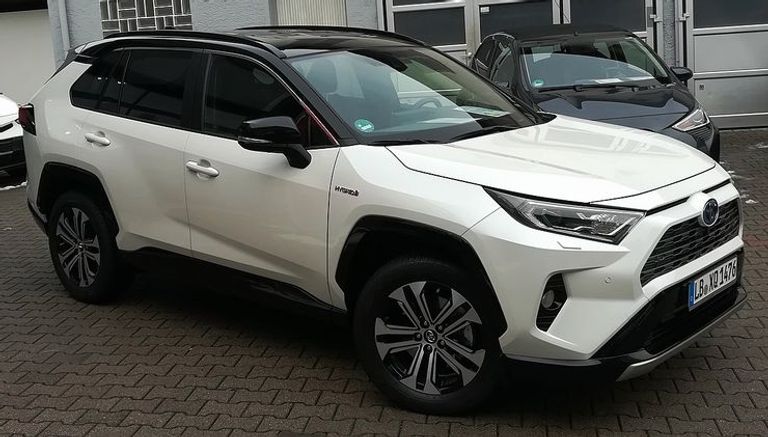 طراز Toyota RAV4 سيارات شاركت توم هانكس النجومية