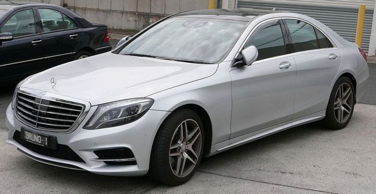 موديل Mercedes Benz S-Class سيارات شاركت توم هانكس النجومية