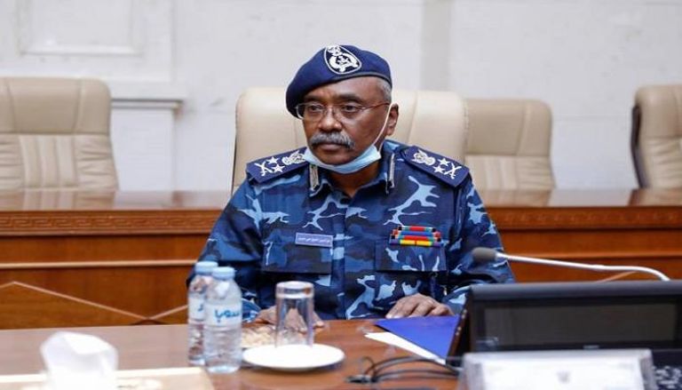 وزير الداخلية السوداني الفريق أول عزالدين الشيخ