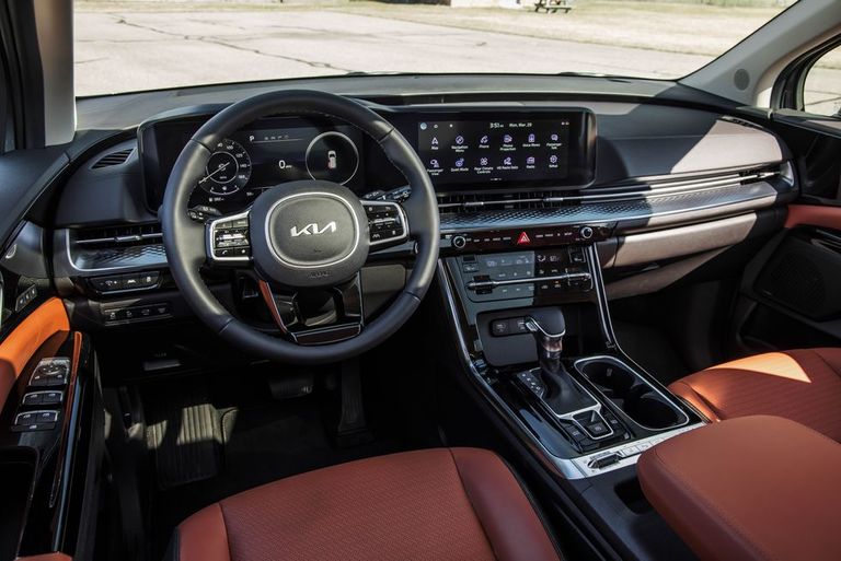 طراز كيا "كارنيفال" طراز كيا "كارنيفال"